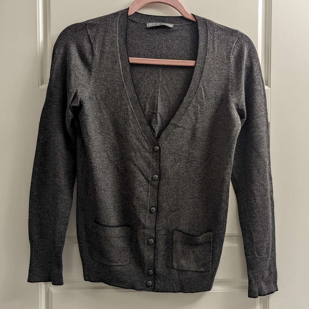 ๐3/$50๐ Smart Set Cardigan - Picture 2 of 6
